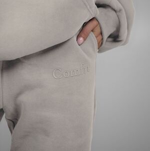 Comfrt Women's Minimalist Sweatpants   CEMENT